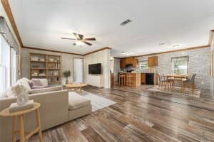 770 S COUNTY ROAD 21, HAWTHORNE, FL 32640 - MLS#MFRGC533940