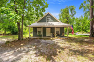 694 Sw Quarter Ln, FORT WHITE