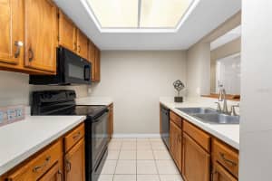 911 57TH TERRACE, GAINESVILLE, FL 32607 - MLS#MFRGC534265