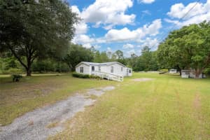 921 ADAMS STREET, HIGH SPRINGS, FL 32643 Sold 12/30/25