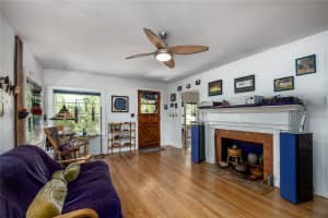 611 10TH PLACE, GAINESVILLE, FL 32601 - MLS#MFRGC534374
