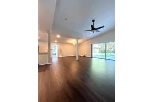 1026 31ST AVENUE, GAINESVILLE, FL 32609 - MLS#MFRGC534444