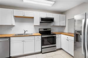 715 75 STREET, GAINESVILLE, FL 32607 - MLS#MFRGC534447