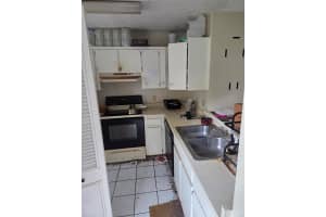 841 60TH TERRACE, GAINESVILLE, FL 32607 - MLS#MFRGC534500