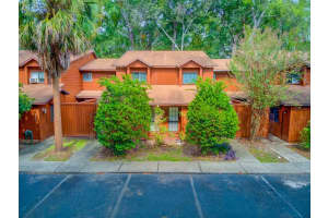 5614 8TH PLACE, GAINESVILLE, FL 32607 Sold 12/23/25