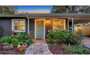 2264 FLOYD STREET, SARASOTA, FL 34239 - MLS#MFRGC534523