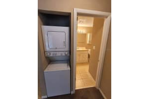 1035 9TH STREET, GAINESVILLE, FL 32601 - MLS#MFRGC534586