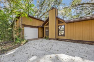 1637 Nw 42nd Pl, GAINESVILLE