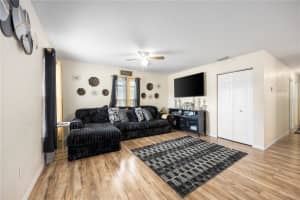 1322 1ST AVENUE, GAINESVILLE, FL 32641 - MLS#MFRGC534726