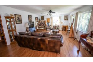 150 FAIRWAY DRIVE, KEYSTONE HEIGHTS, FL 32656 - MLS#MFRGC534736