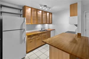 1015 Sw 9th St #d2, GAINESVILLE 1015 Sw 9th St #d2, GAINESVILLE