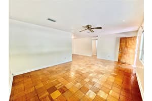314 36TH STREET, GAINESVILLE, FL 32607 - MLS#MFRGC534751