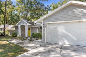 5818 86TH DRIVE, GAINESVILLE, FL 32608 - MLS#MFRGC534874