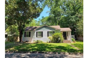 810 9TH AVENUE, GAINESVILLE, FL 32601 - MLS#MFRGC534911