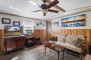 7639 6TH STREET, BELL, FL 32619 - MLS#MFRGC534982