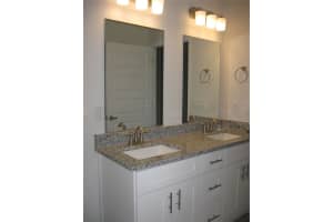 329 SILVER PALM DRIVE, LAKE CITY, FL 32024 - MLS#MFRGC535068