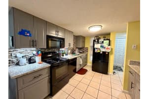 1810 23RD BOULEVARD, GAINESVILLE, FL 32605 - MLS#MFRGC535096