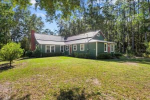 21317 111TH AVENUE, HAWTHORNE, FL 32640 - MLS#MFRGC535146