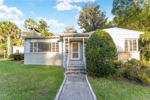 1067 11TH TERRACE, GAINESVILLE, FL 32601 - MLS#MFRGC535225
