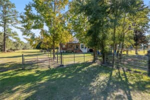 760 BARNEY STREET, HIGH SPRINGS, FL 32643 - MLS#MFRGC535314