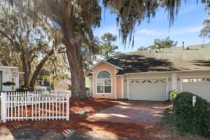 10804 65TH WAY, ALACHUA, FL 32615 - MLS#MFRGC535336