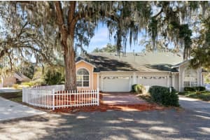 10804 65TH WAY, ALACHUA, FL 32615 - MLS#MFRGC535336