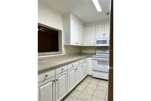 501 75TH STREET, GAINESVILLE, FL 32607 - MLS#MFRGC535405