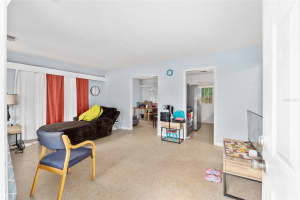 305 34TH STREET, GAINESVILLE, FL 32607 - MLS#MFRGC535422