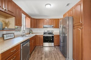 17445 NW 240TH TER, HIGH SPRINGS, FL 32643 - MLS#MFRGC535423