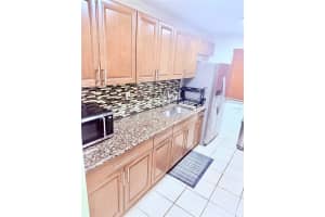 6519 NEWBERRY ROAD, GAINESVILLE, FL 32605 - MLS#MFRGC535456