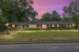 2821 12TH PLACE, GAINESVILLE, FL 32605 - MLS#MFRGC535465