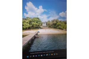 202 CUE LAKE DRIVE, HAWTHORNE, FL 32640 - MLS#MFRGC535528