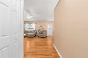 420 94TH WAY, GAINESVILLE, FL 32607 - MLS#MFRGC535579