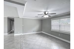 3702 W REYNOLDS STREET, PLANT CITY, FL 33563 - MLS#MFRGC535639