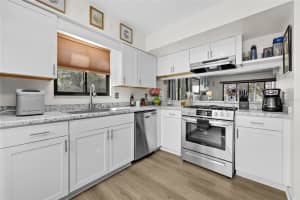 2440 47TH LANE, GAINESVILLE, FL 32605 - MLS#MFRGC535718