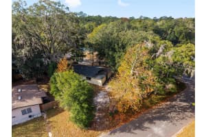 1919 17TH DRIVE, GAINESVILLE, FL 32609 - MLS#MFRGC535775