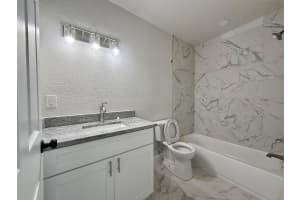 1030 18TH TERRACE, GAINESVILLE, FL 32641 - MLS#MFRGC535777