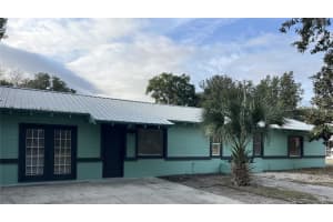 1405 4TH AVENUE, GAINESVILLE, FL 32641 - MLS#MFRGC535862