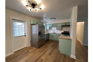 1405 4TH AVENUE, GAINESVILLE, FL 32641 - MLS#MFRGC535862