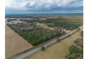 29716 NW COUNTY ROAD 241, ALACHUA, FL 32615 - MLS#MFRGC535916