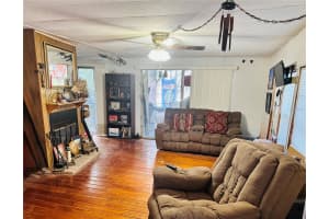 313 WHITE SANDS BEACHES DRIVE, HAWTHORNE, FL 32640 - MLS#MFRGC535917