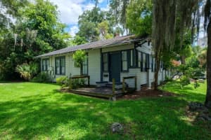 203 15TH STREET, GAINESVILLE, FL 32603 - MLS#MFRGC535967