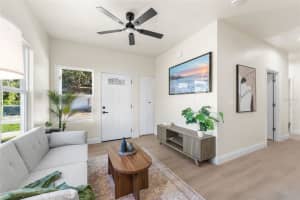 702 8TH STREET, GAINESVILLE, FL 32601 - MLS#MFRGC536004