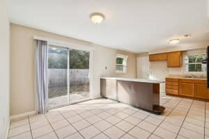 610 34TH STREET, GAINESVILLE, FL 32607 - MLS#MFRGC536029