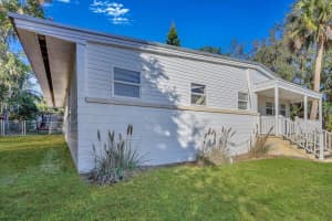 500 17TH STREET, PALATKA, FL 32177 - MLS#MFRGC536048