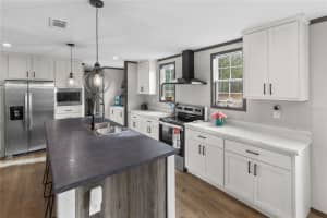 10850 110TH LANE, ARCHER, FL 32618 - MLS#MFRGC536085