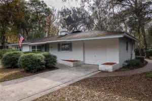 2609 10TH AVENUE, GAINESVILLE, FL 32605 - MLS#MFRGC536098