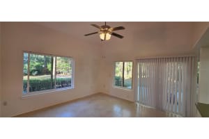 4480 VIENNA WOODS WAY, GAINESVILLE, FL 32605 - MLS#MFRGC536244