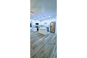 350 20TH TERRACE, GAINESVILLE, FL 32641 - MLS#MFRGC536267