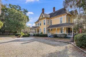 221 7TH STREET, GAINESVILLE, FL 32601 - MLS#MFRGC536429